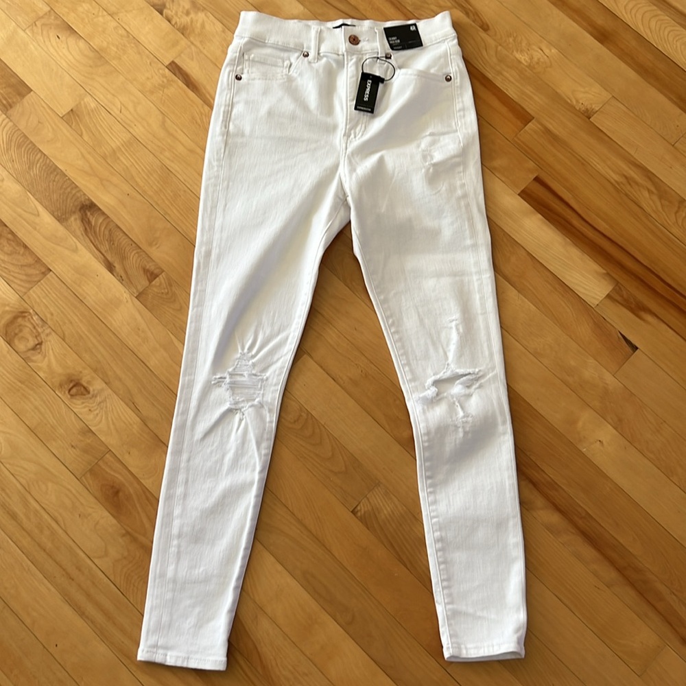 Express white distressed skinny jeans 4R NWT